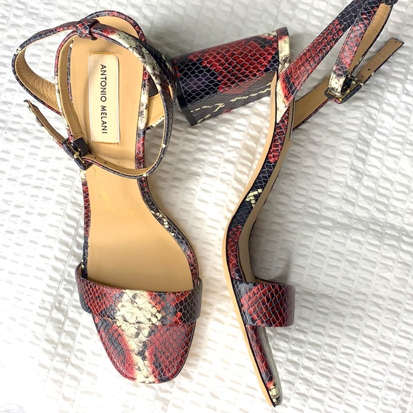 New Antonio Melani Gwyn sandals - Picture 6 of 6